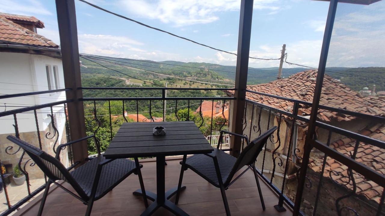 Family House Atanasovi Villa Veliko Tarnovo Kültér fotó